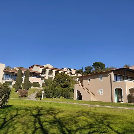 Apartment Ambiance Mediterranee Aux Parcs De Grimaud