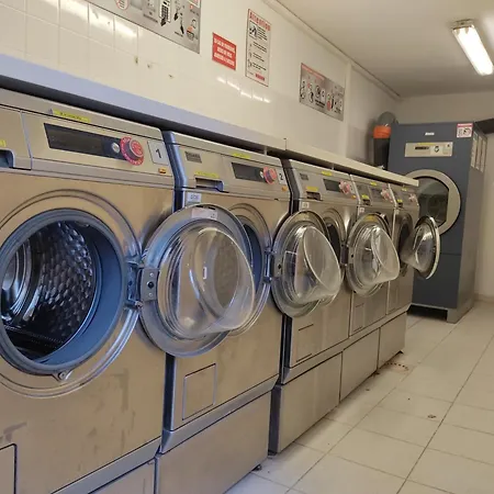 Ambiance Mediterranee Aux Parcs De Lägenhet