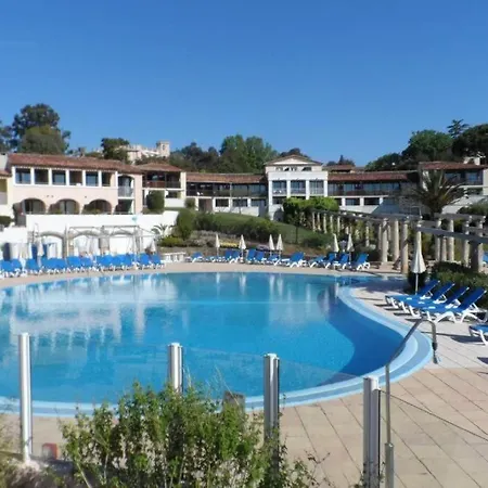 Ambiance Mediterranee Aux Parcs De * 그리모